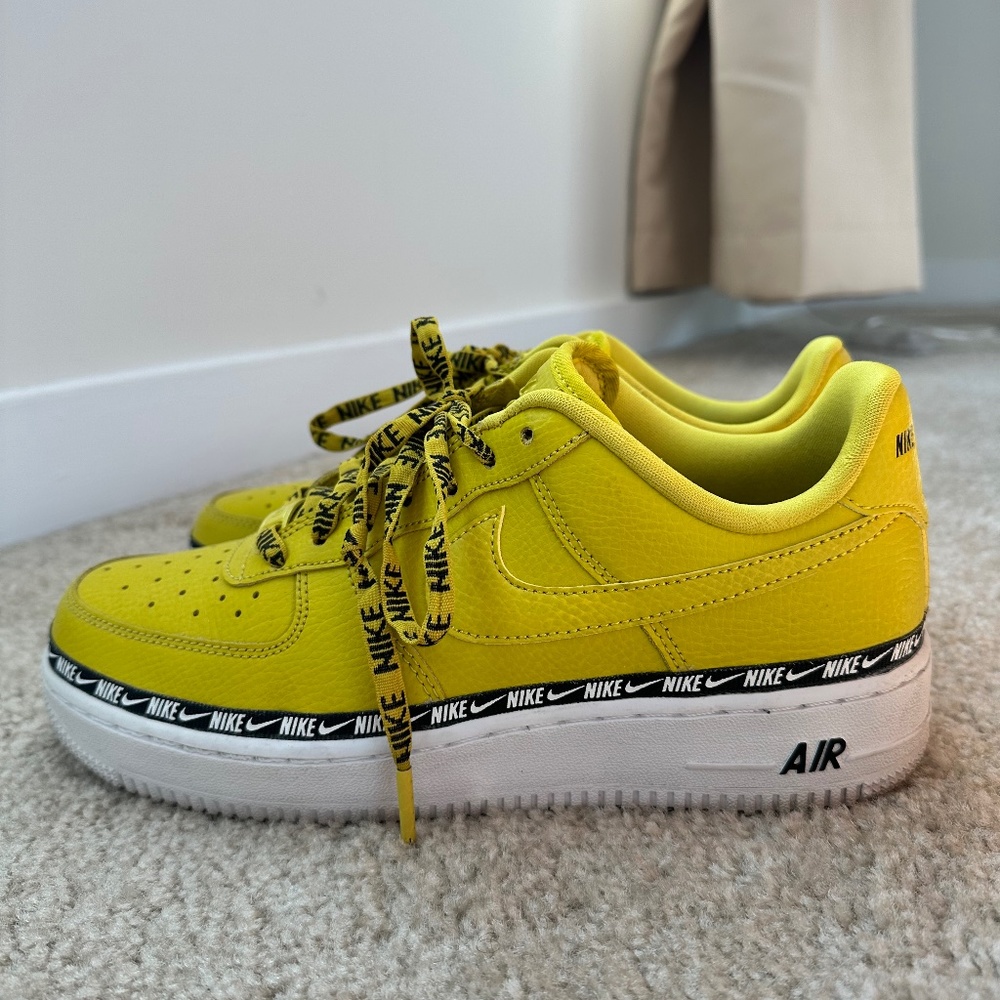 Women’s Yellow Air Force 1
